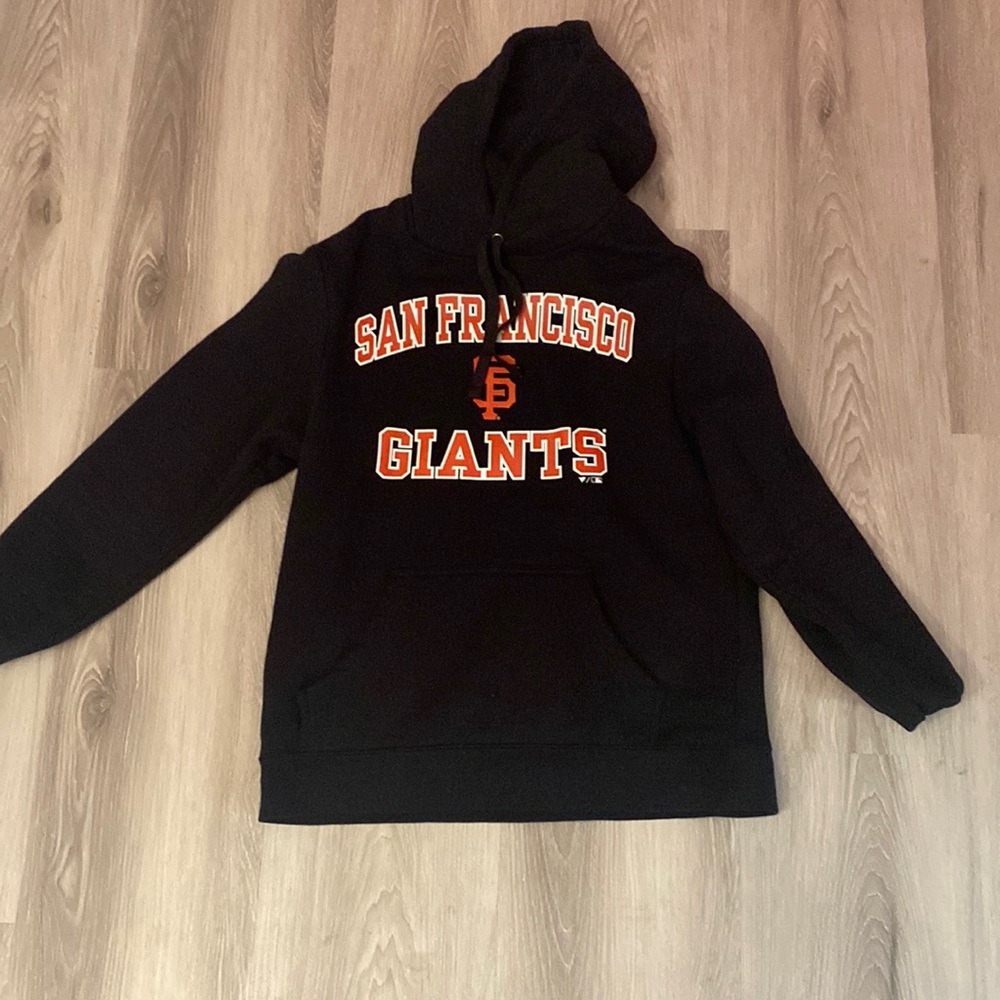 fanatics SF giants hoodie size medium only worn once